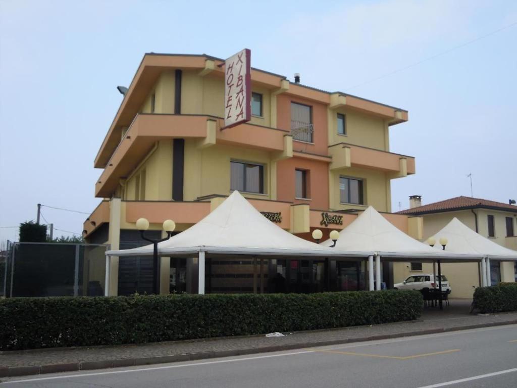 Hotel Xibana Tribano Екстериор снимка