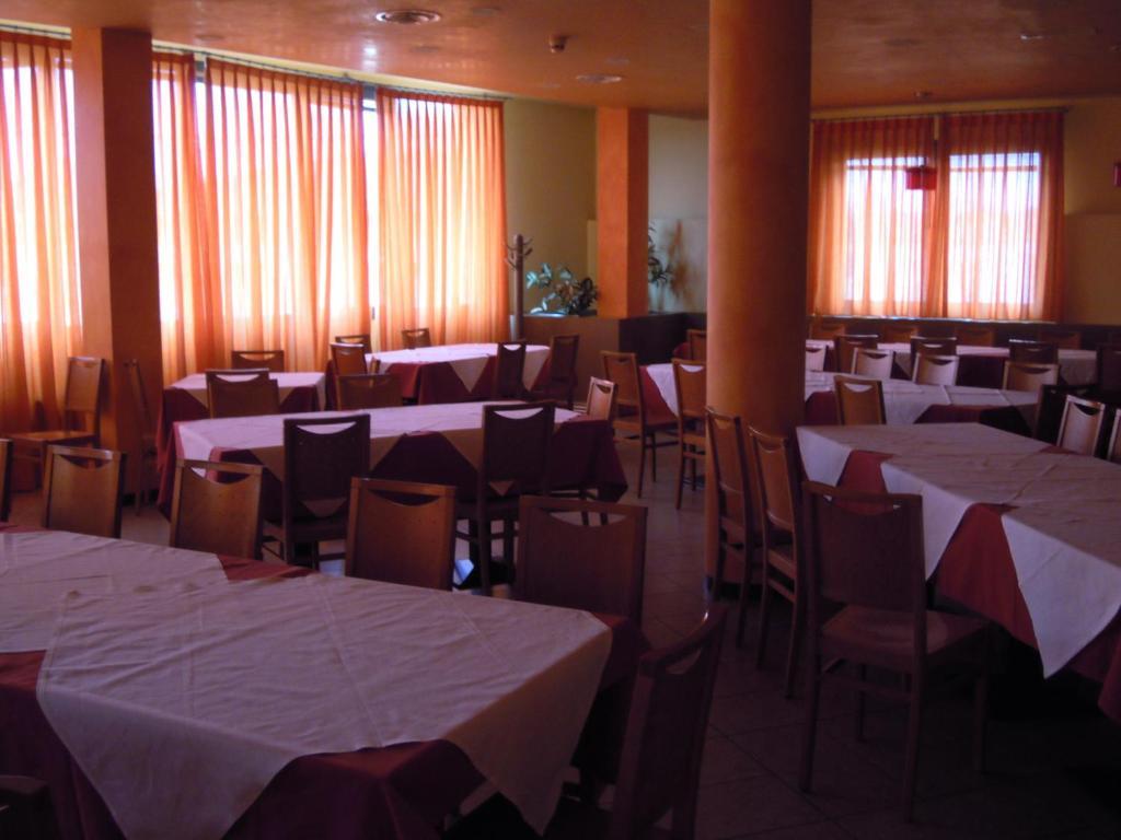Hotel Xibana Tribano Екстериор снимка
